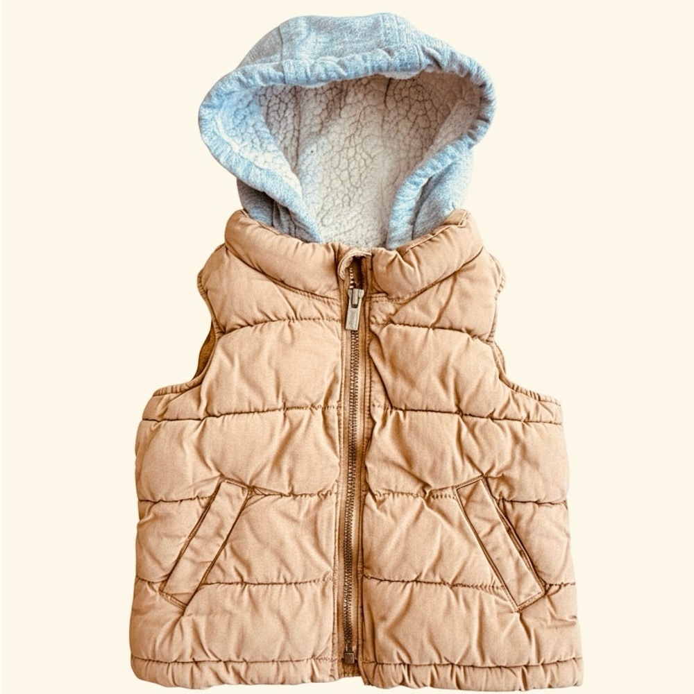 Old Navy Sherpa‑Lined Quilted Vest – 12–18M